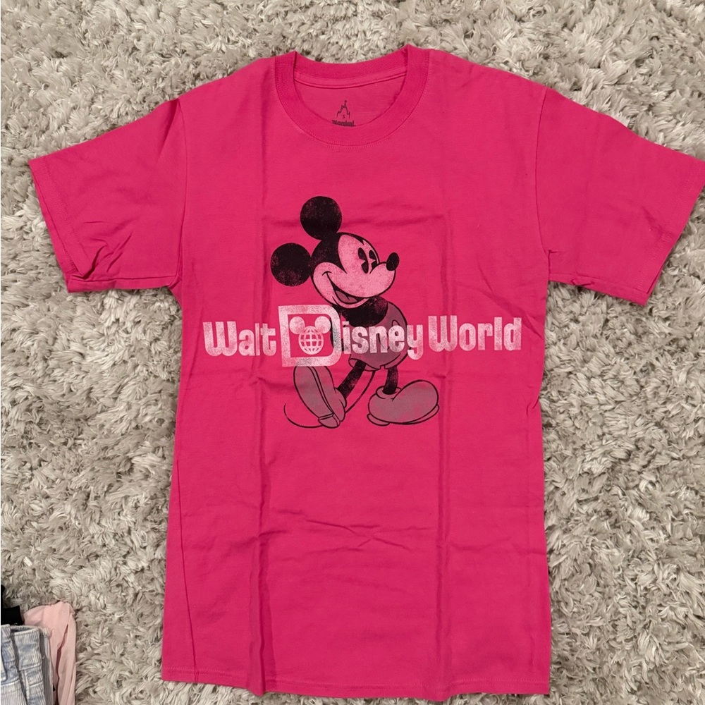 Pink Walt Disney World T-Shirt women’s small